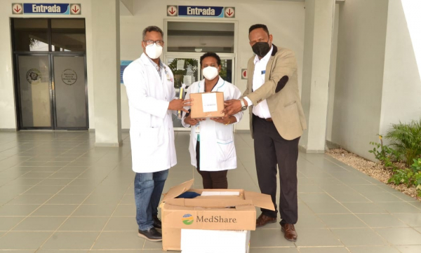 Hospital HGVC recibe donación de materiales gastables de fundación
